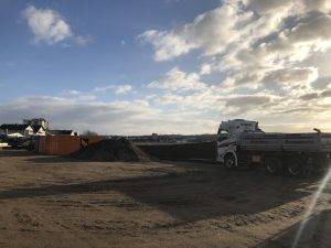 Die Baustelle wird eingerichtet, "Südlich der Adolf-Reichwein-Straße" im Januar 2022