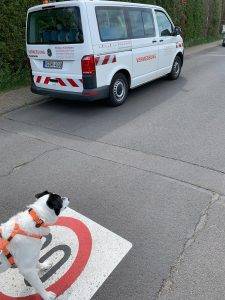 Vermessungsarbeiten im Baugebiet, Frühjahr 2020, mit Phir